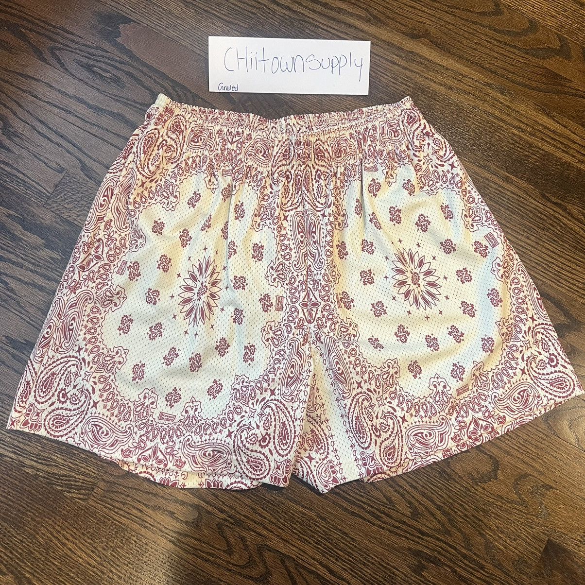 Studios Bravest Studio Light Cream Red Paisley Size Xxl