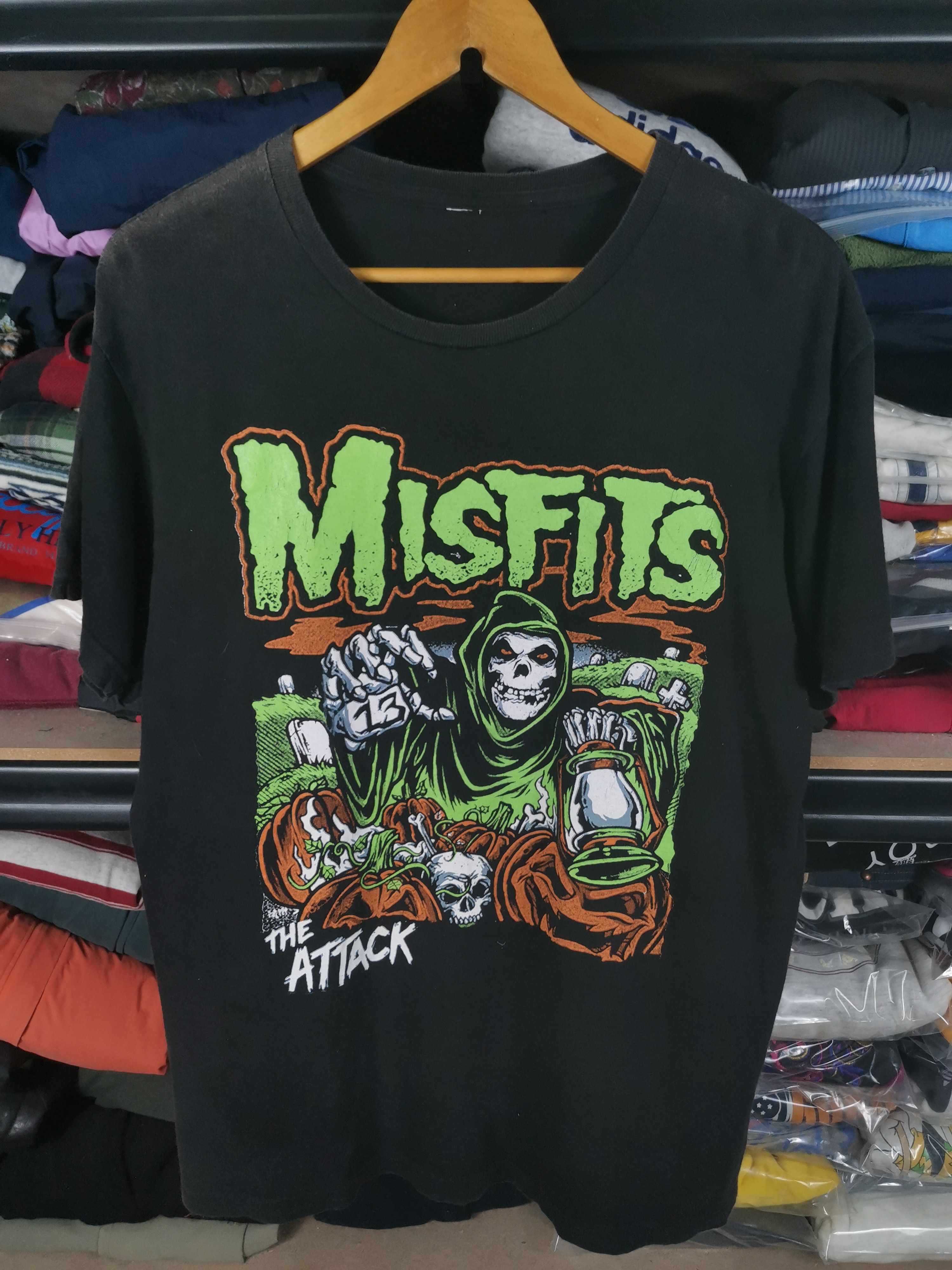 Vintage Misfits Halloween Tshirt Sun Faded Hoodie, Sweatshirt | FlexRushtees.com