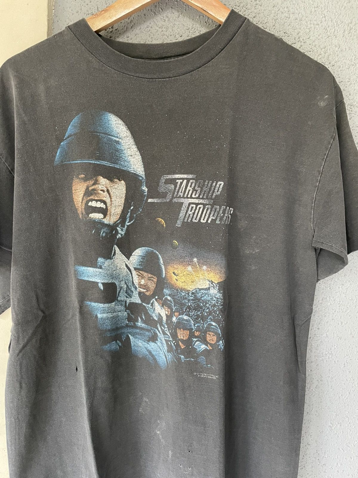Vintage Starship Troopers Movie Grail Tee Sci Fi Hoodie, Sweatshirt | FlexRushtees.com