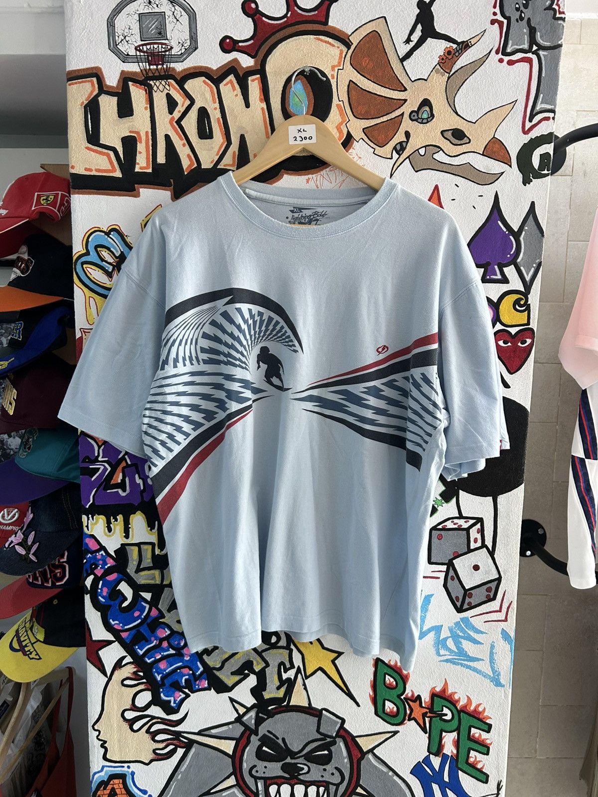 Vintage Lightingbolt Surf Tee Hoodie, Sweatshirt | FlexRushtees.com