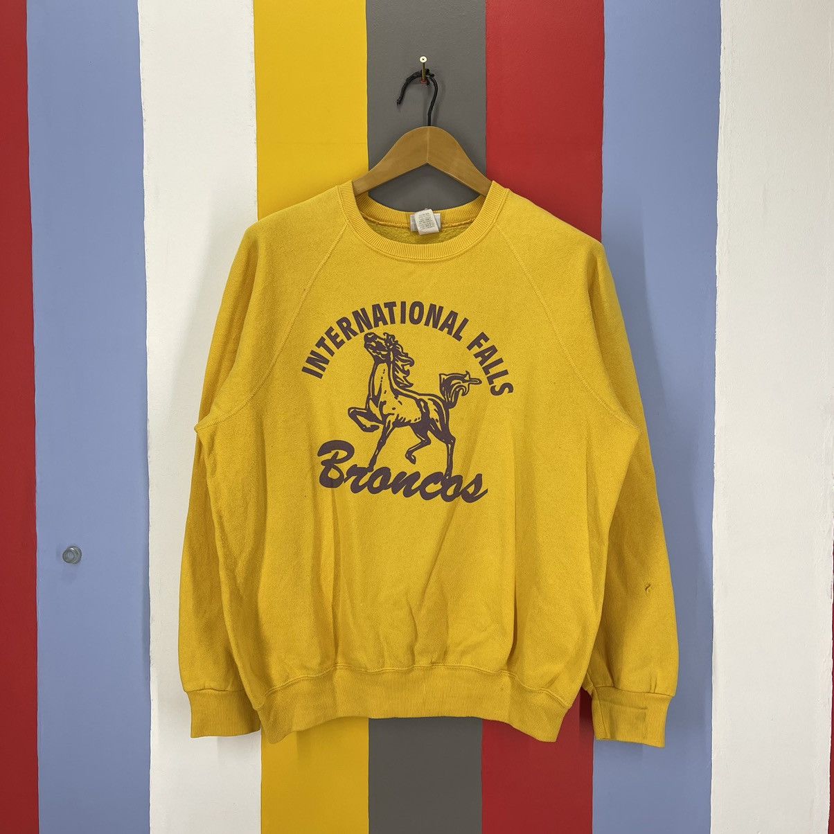 Lee 90s Vintage International Falls Broncos Sweatshirt 1254 Ar T-Shirts, Hoodie | FlexRushtees.com