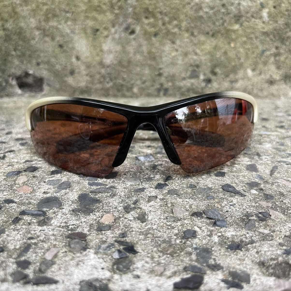 Vintage Y2k Alien Oakley Style Radarlock Sunglasses