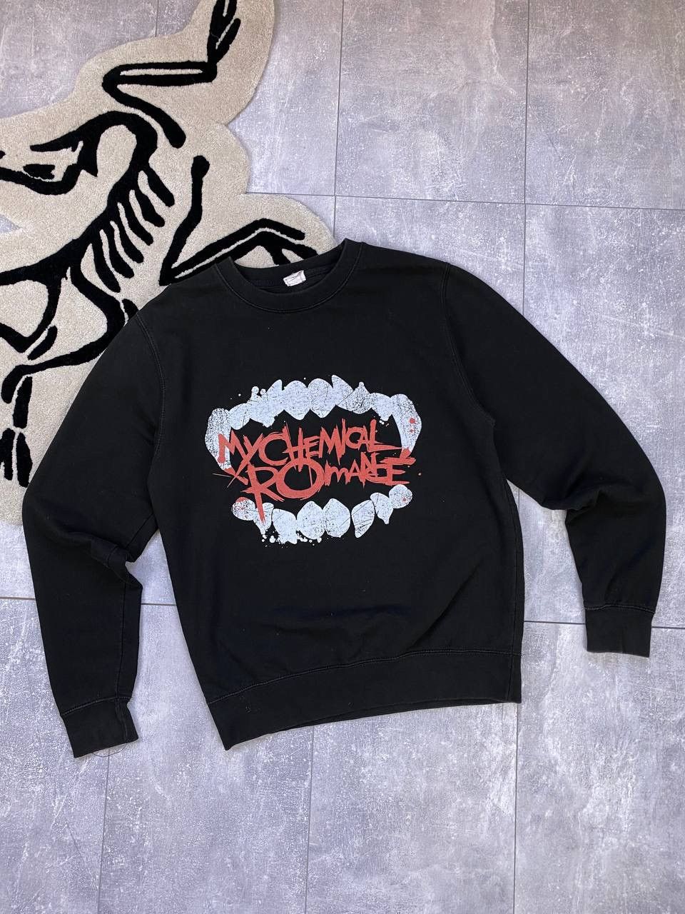 My Chemical Romance X Vintage Vintage Y2k My Chemical Romance Mcr Rock Band Sweatshirt T-Shirts, Hoodie | FlexRushtees.com