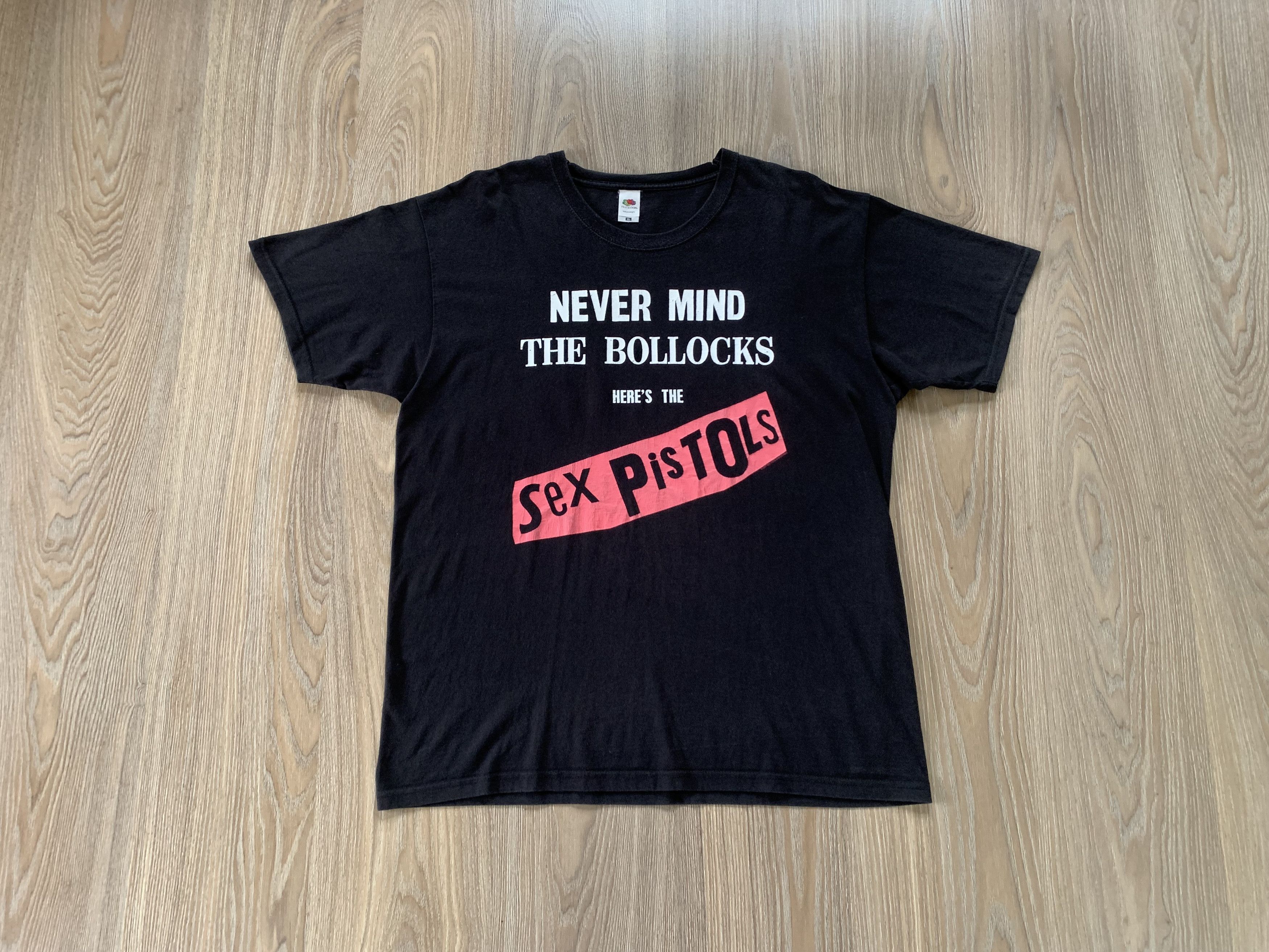 Fruit Of The Loom X Vintage Vintage Sex Pistols Never Mind T Shirt Hoodie, Sweatshirt | FlexRushtees.com