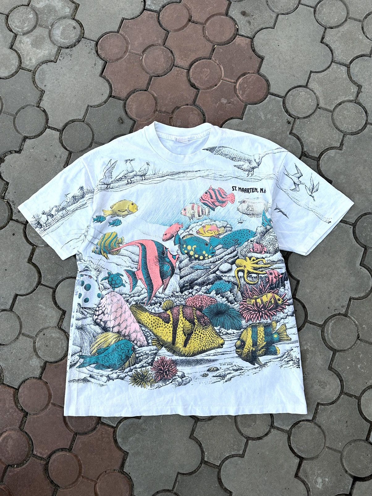 Vintage 90s Hanes Over All Fish Ocean Tee Shirt Streetwear