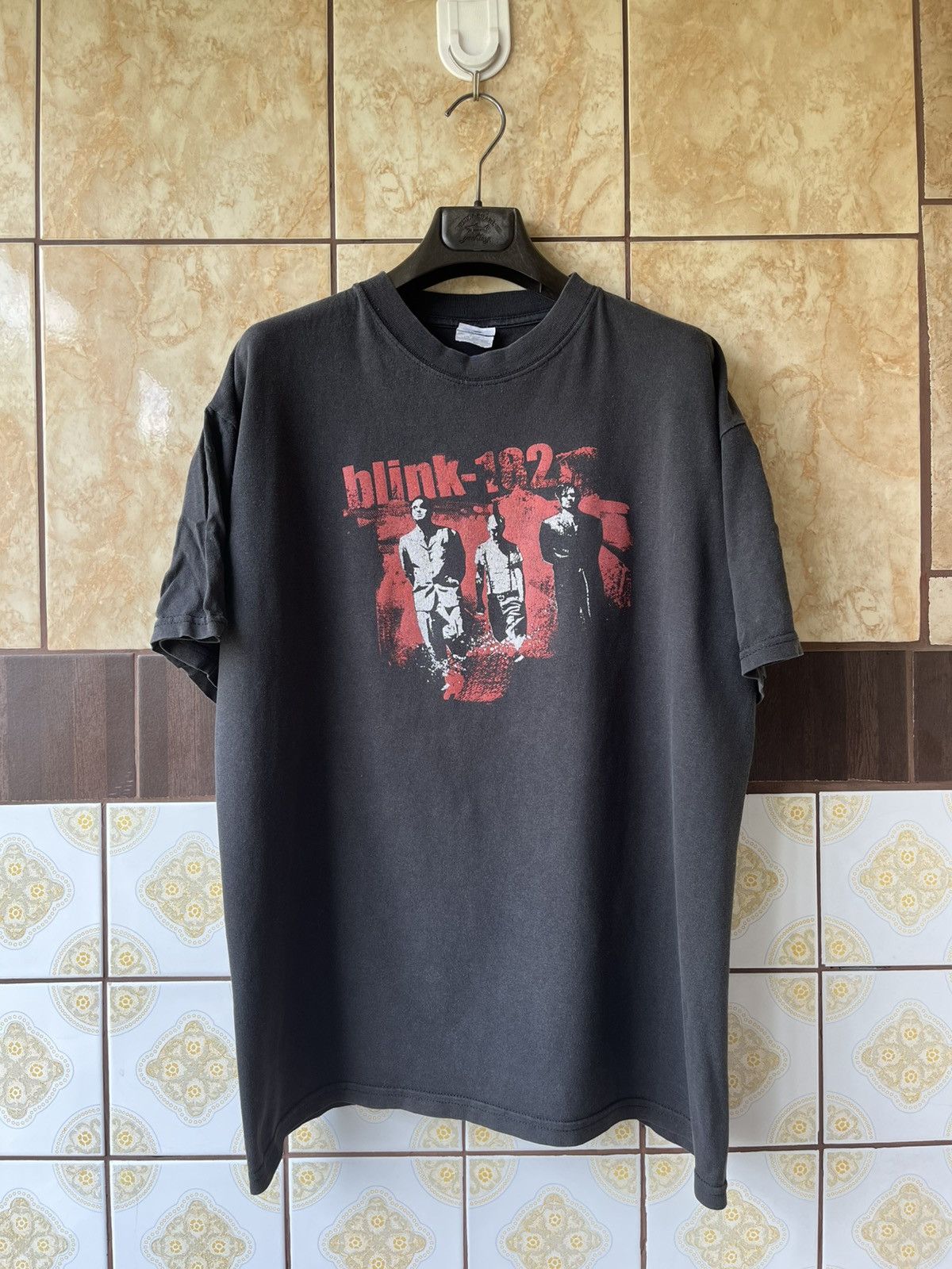 Band Tees Vintage Blink 182 Tee Shirt Anvil Hoodie, Sweatshirt | FlexRushtees.com