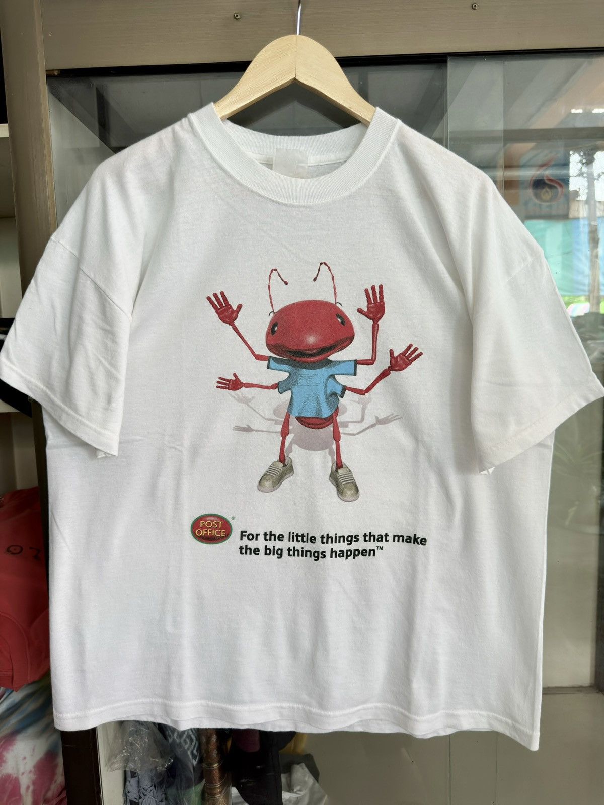 Vintage Post Office Uk Ant Mascot Promo Rare Tee 2000s Hoodie, Sweatshirt | FlexRushtees.com