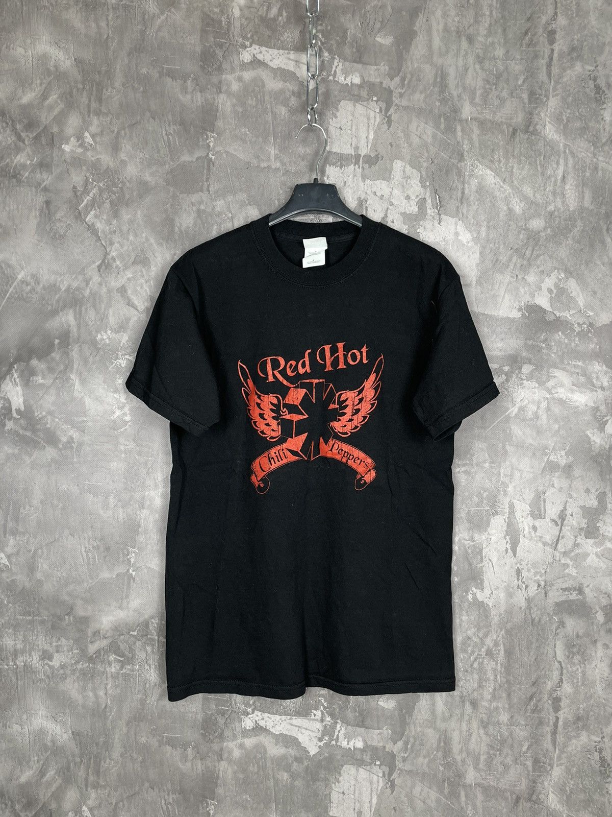 Vintage Red Hot Chili Peppers 00s T Shirt Hoodie, Sweatshirt | FlexRushtees.com