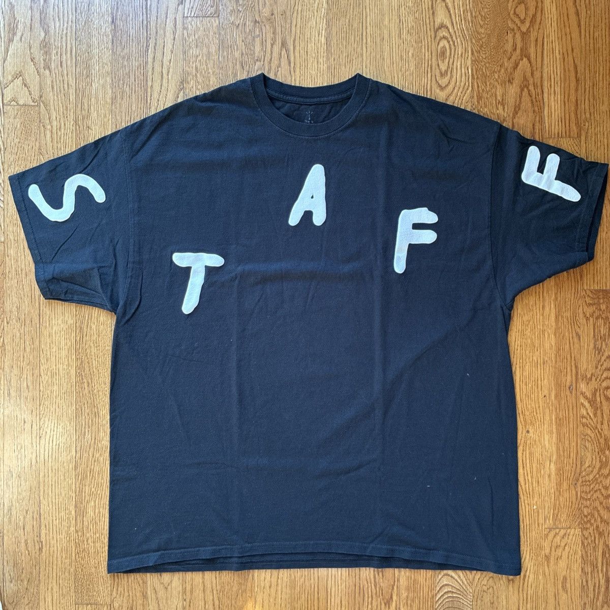 Scott Xl Travis Scott Astroworld Houston 2019 Staff Tee Black New Hoodie, Sweatshirt | FlexRushtees.com