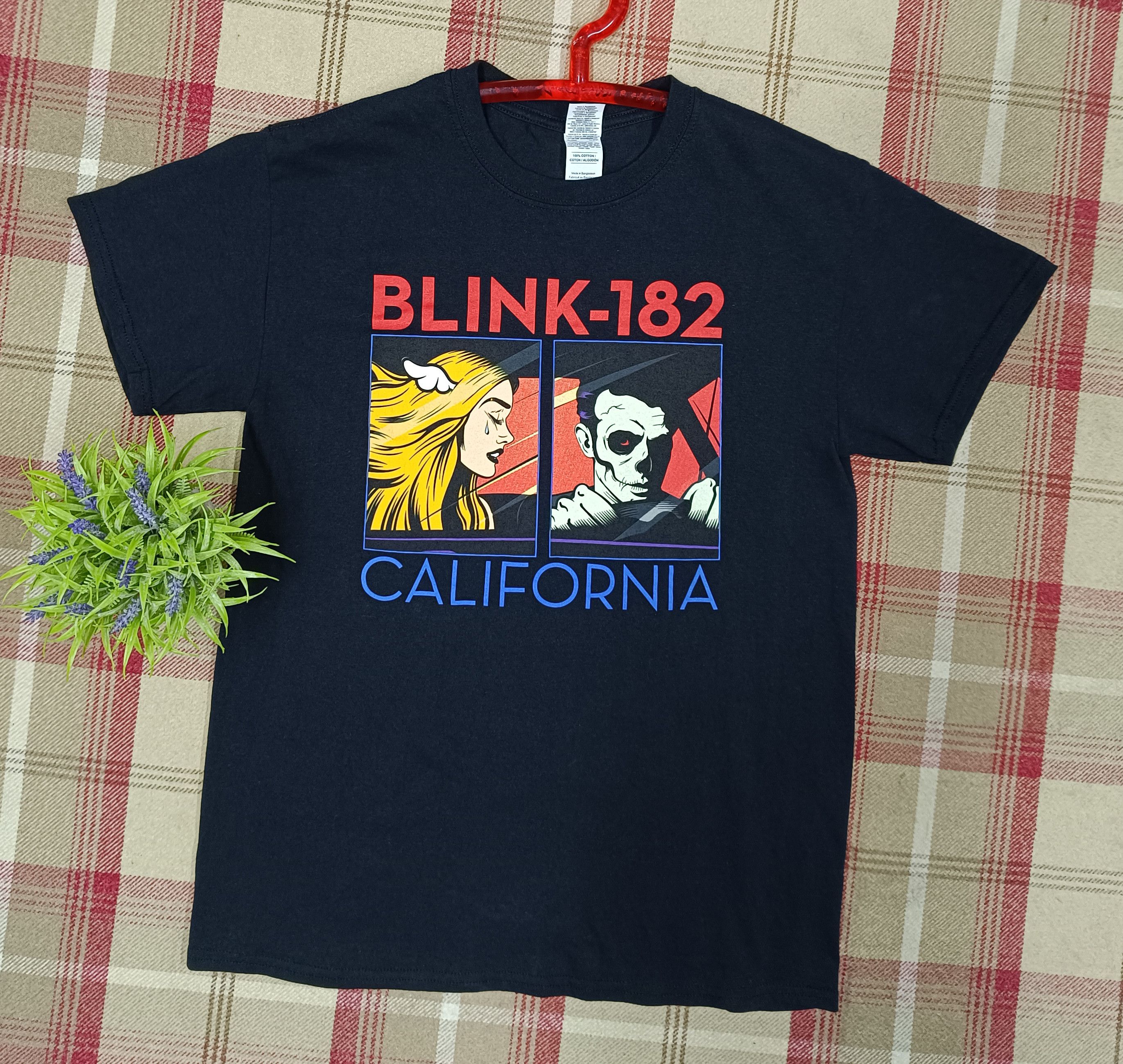 Band Tees Blink 182 California Punk Band T Shirt Black Size M Hoodie, Sweatshirt | FlexRushtees.com