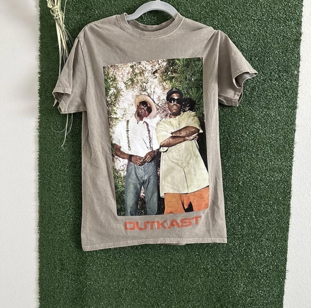 Vintage Hip Hop Outkast T Shirt Unisex Hoodie, Sweatshirt | FlexRushtees.com