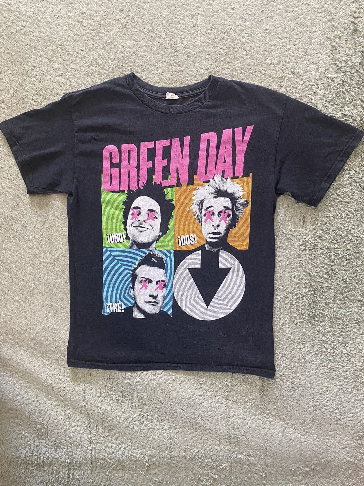 Band Tees Vintage Green Day Uno Band Tee Hoodie, Sweatshirt | FlexRushtees.com
