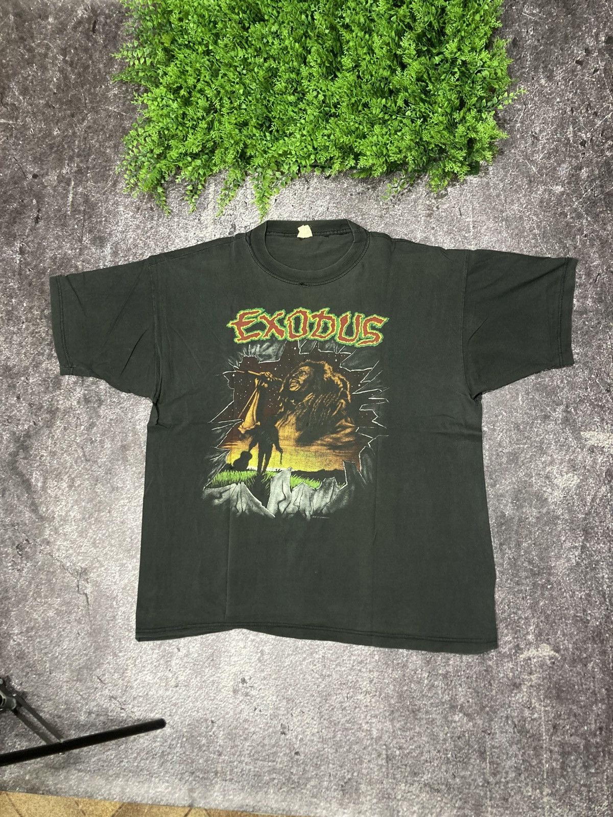 Bob Marley Vintage 90s Bob Marley Exodus Rap Faded T Shirt Tee Hoodie, Sweatshirt | FlexRushtees.com