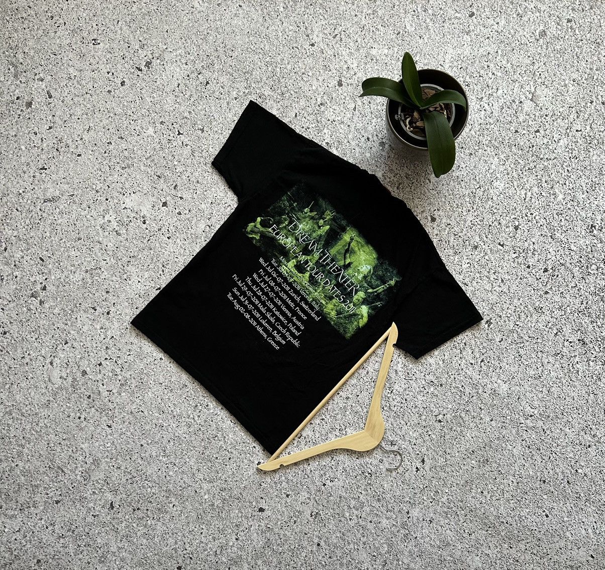 Vintage Dream Theater European Tour Dates 2011 Band T Shirt Hoodie, Sweatshirt | FlexRushtees.com