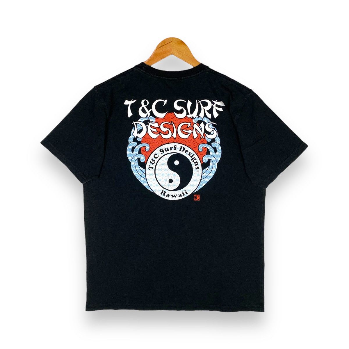 Vintage T C Surf Designs Japanese Wave Graphic Surf Tee Hoodie, Sweatshirt | FlexRushtees.com