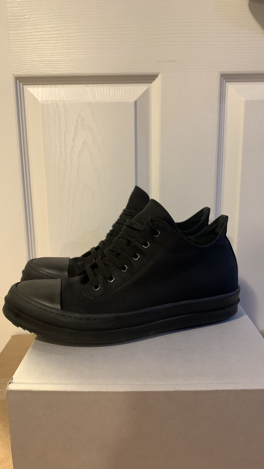 Owens Drkshdw Rick Owens Drkshdw Ramones Canvas Black Size 42 T-Shirts, Hoodie, Sweatshirt | AU16VibeMintTees.com
