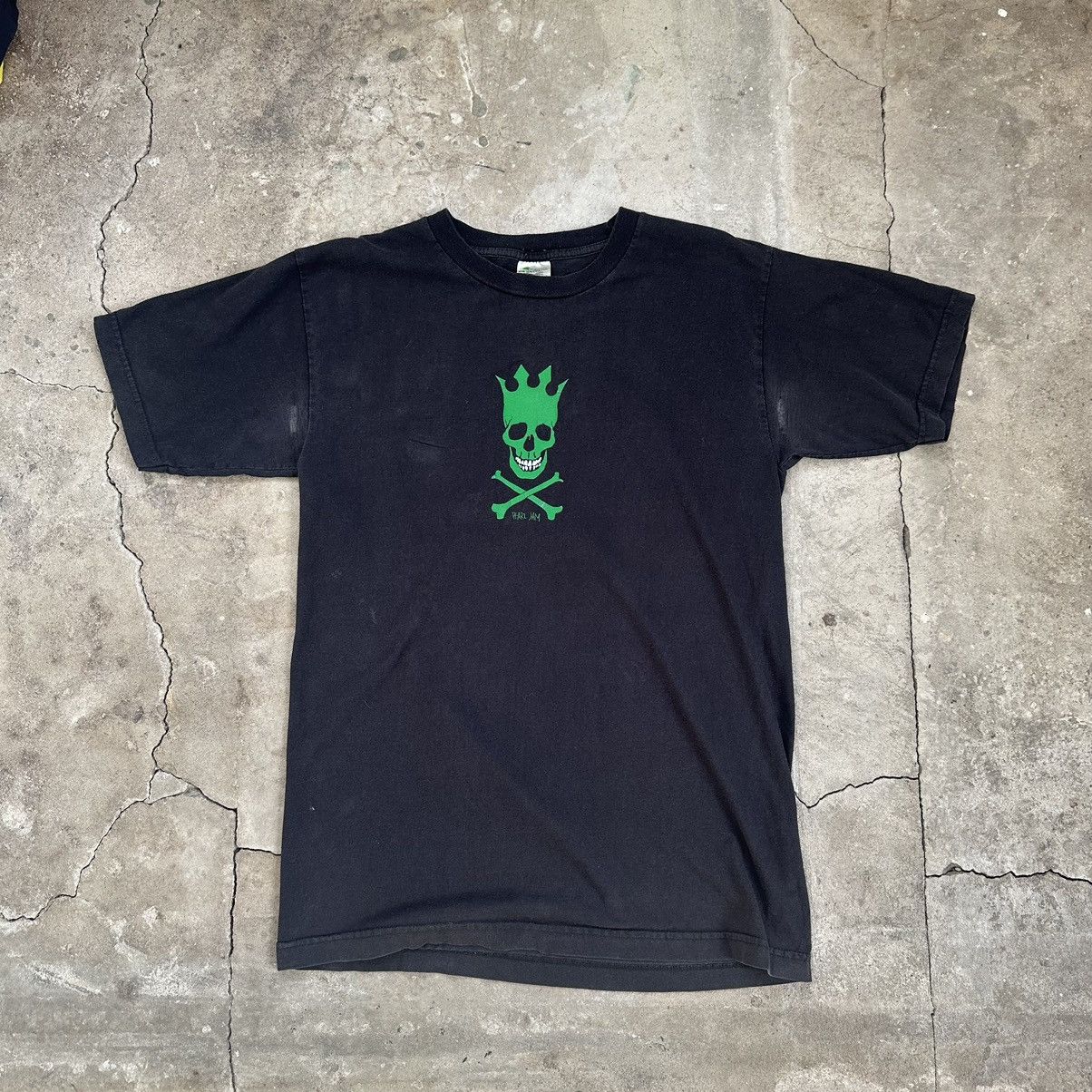 Vintage 2002 Pearl Jam Green Disease Tee Shirt M Hoodie, Sweatshirt | FlexRushtees.com
