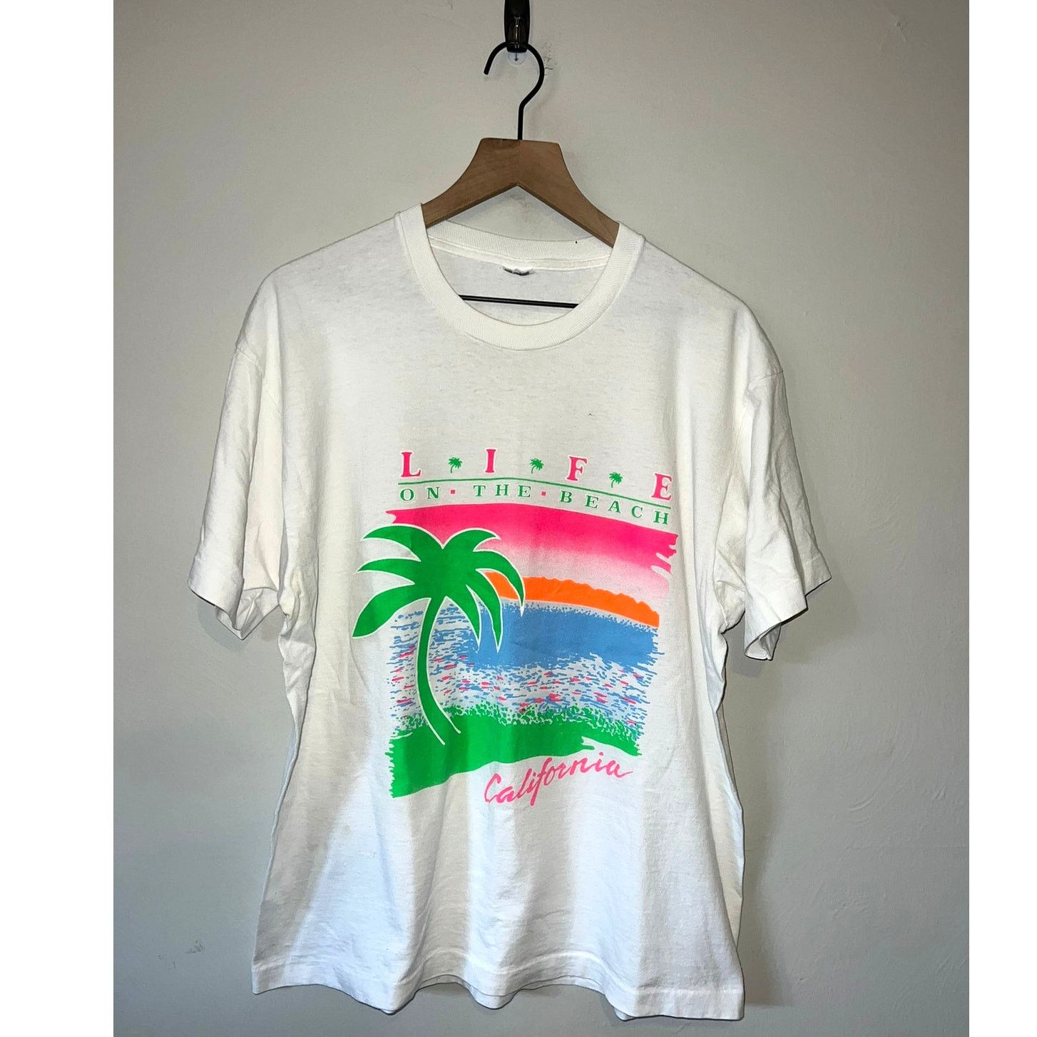 Fruit Of The Loom Vintage California Tropical Graphic White Extra Large Shirt