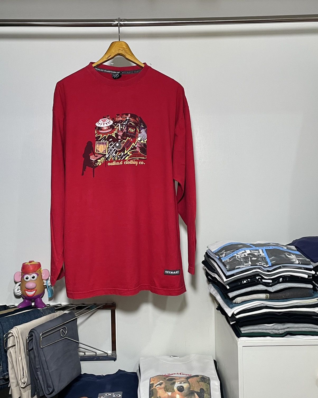 Vintage Outkast Clothing Long Sleeve T Shirt Hoodie, Sweatshirt | AU16VibeMintTees.com
