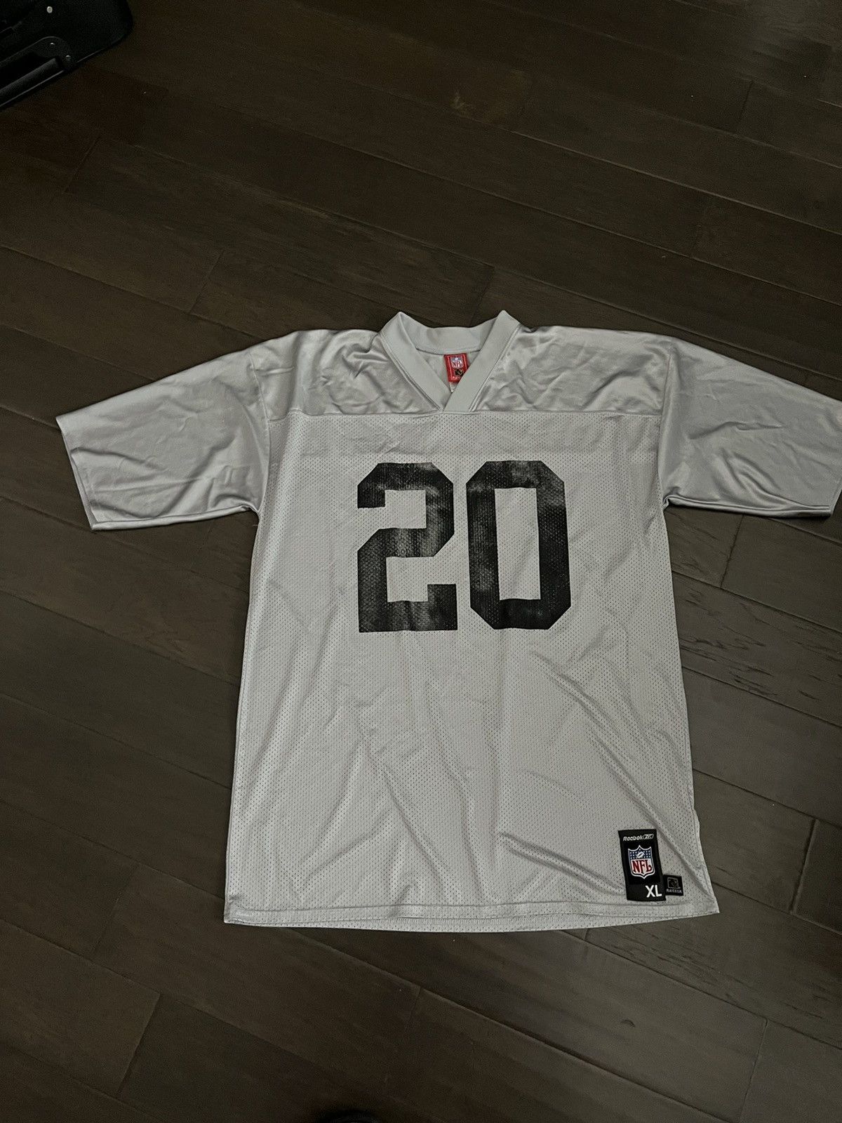 Vintage Raider Darren Mcfadden Jersey T-Shirts, Hoodie, Sweatshirt | FlexRushtees.com