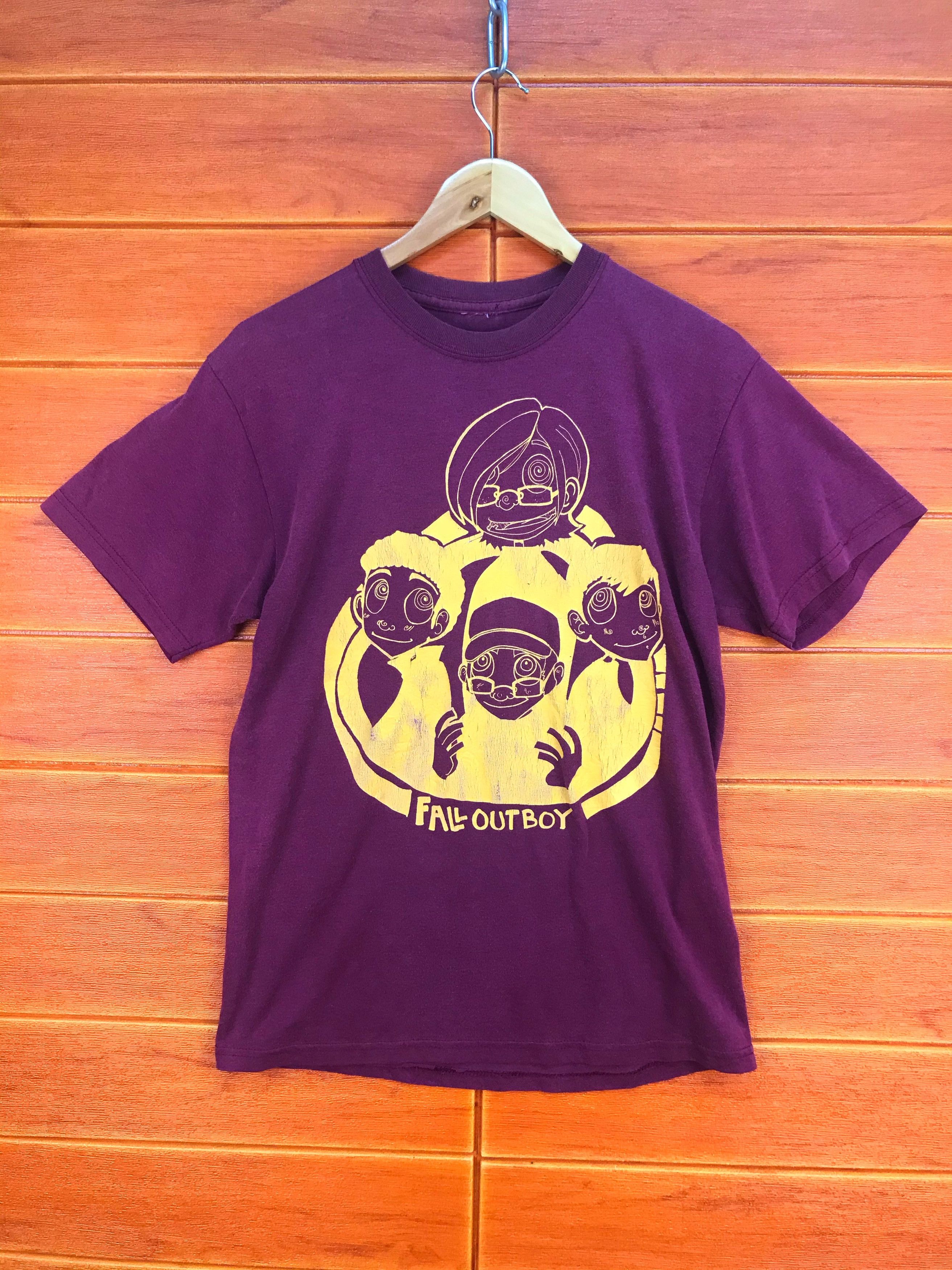 Vintage 2000s Fall Out Boy Rock Band Shirt Hoodie, Sweatshirt | FlexRushtees.com