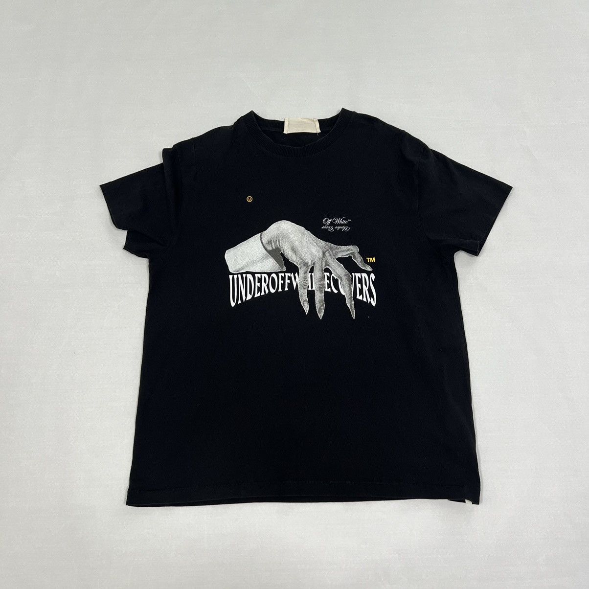 Undercover Off White X Undercover Fw19 Hand Dart T Shirt Hoodie, Sweatshirt | FlexRushtees.com