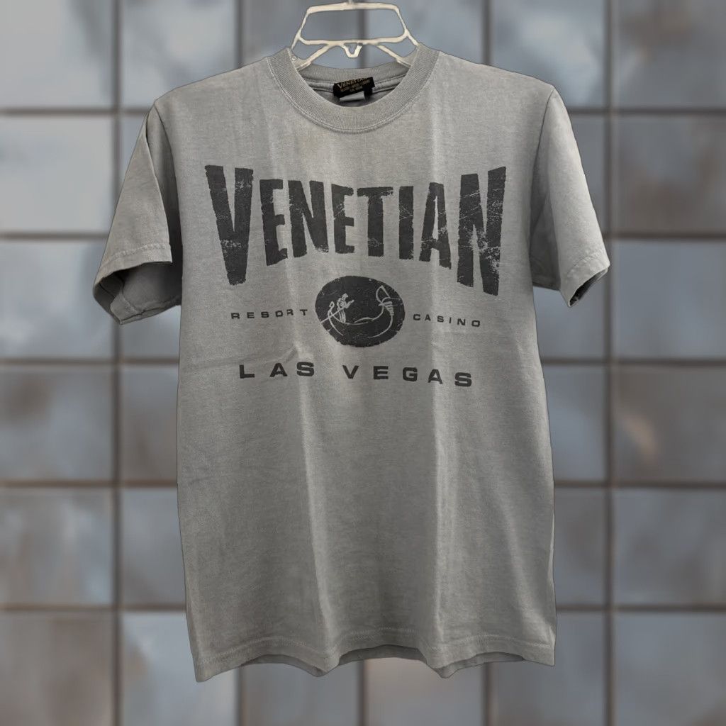 Vintage The Venetian T Shirt Gray Short Sleeve Crew Neck Unisex Adults Small Graphic Logo 19 Hoodie, Sweatshirt