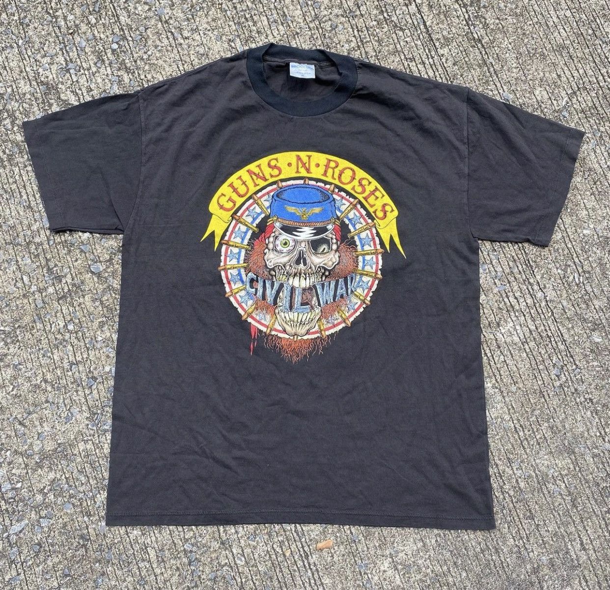 Vintage Gun And Rose T-Shirts, Hoodie, Sweatshirt | FlexRushtees.com