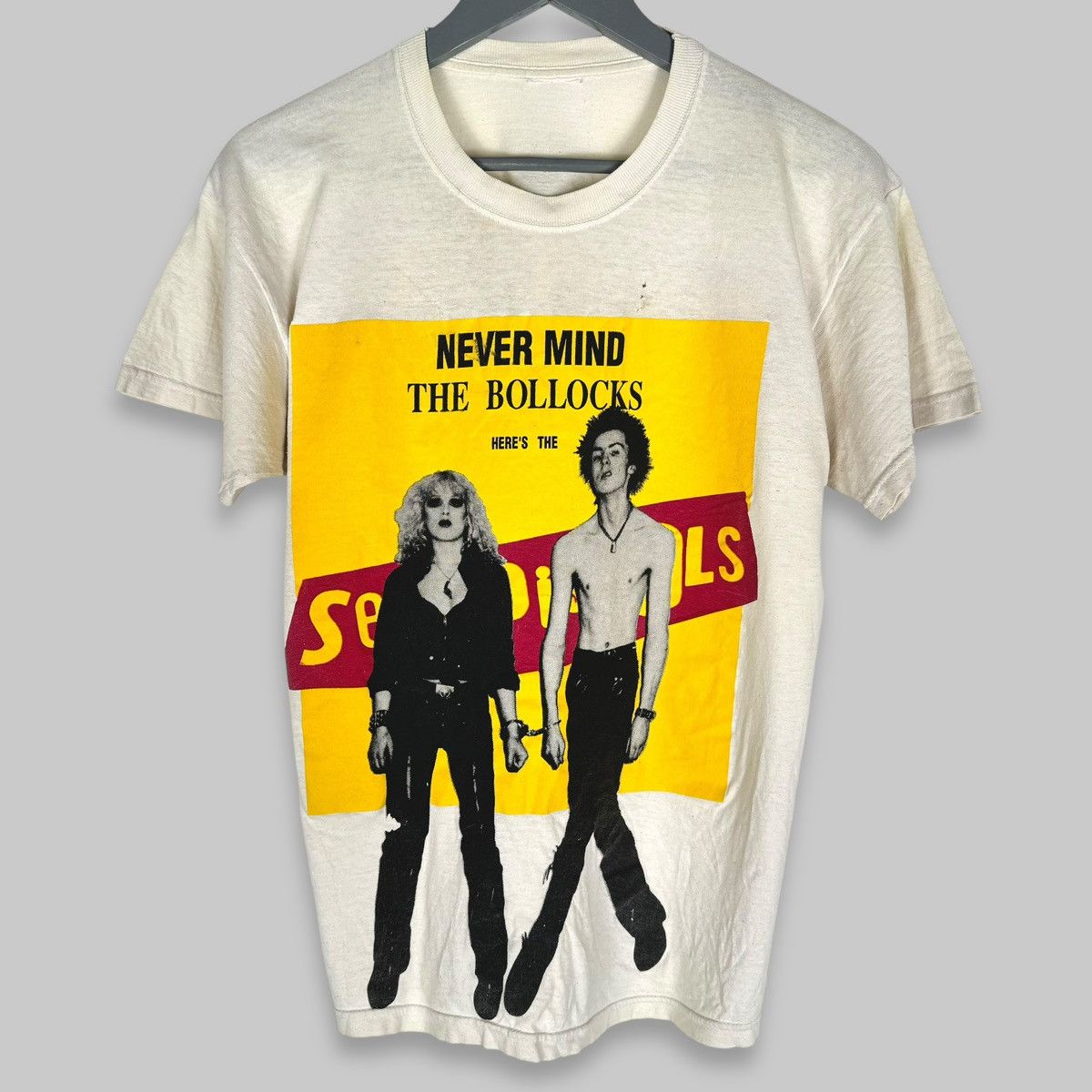 Band Tees Vintage Sex Pistols Sid Nancy Never Mind The Bollocks Tshirt Hoodie, Sweatshirt | AU16VibeMintTees.com