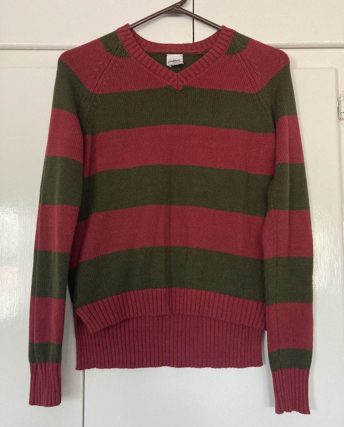 Other Freddy Krueger Sweater A Nightmare On Elm Street Spirit Xs