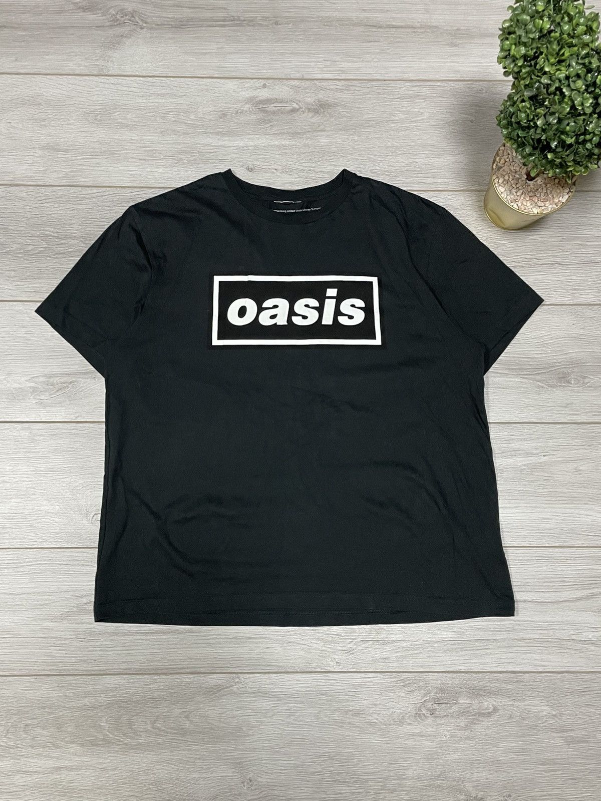 Tees Oasis Band Box Logo Spell Out Tee T Shirt Hoodie, Sweatshirt | FlexRushtees.com
