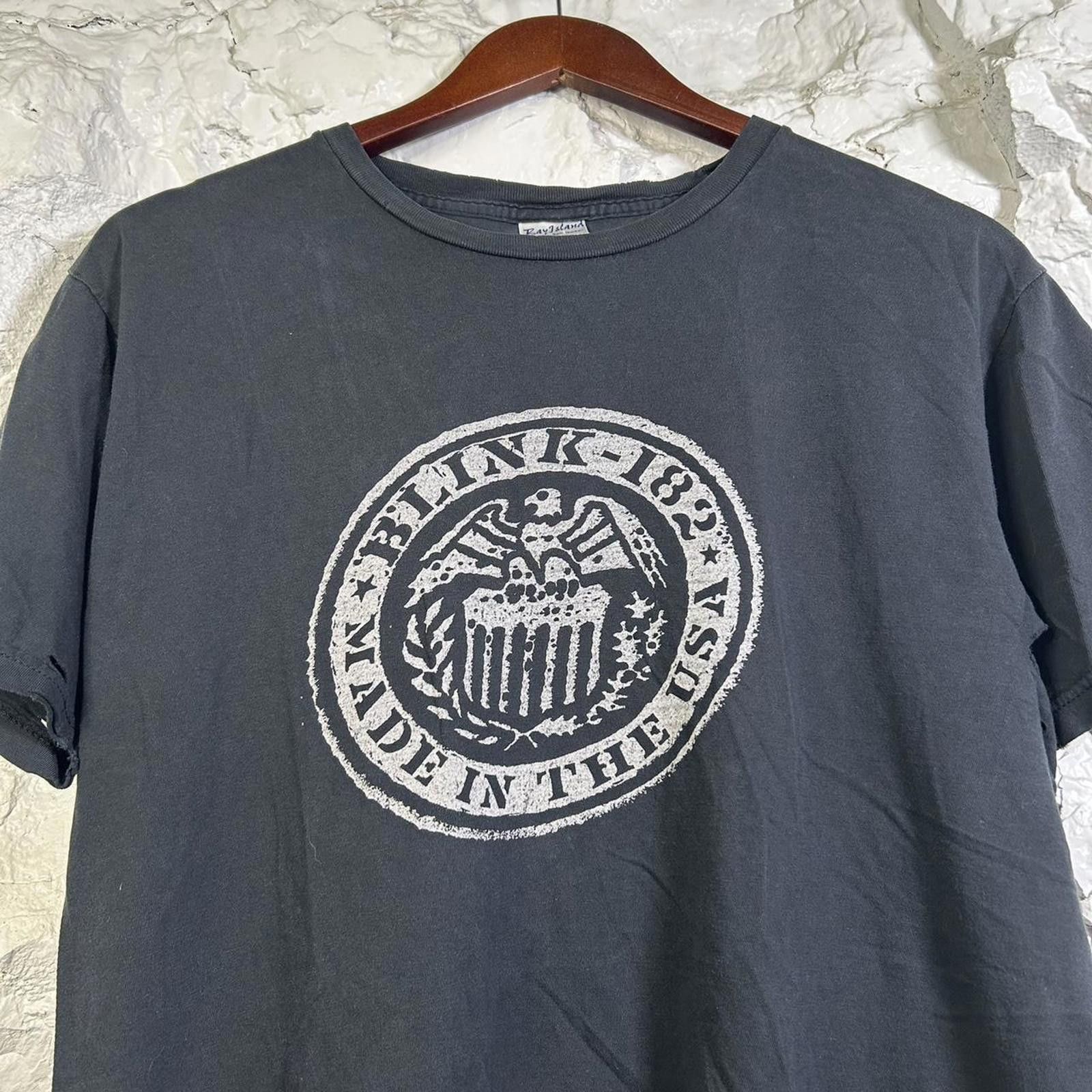 Other Vintage Blink 182 Made In The Usa T Shirt Size Large Hoodie, Sweatshirt | FlexRushtees.com
