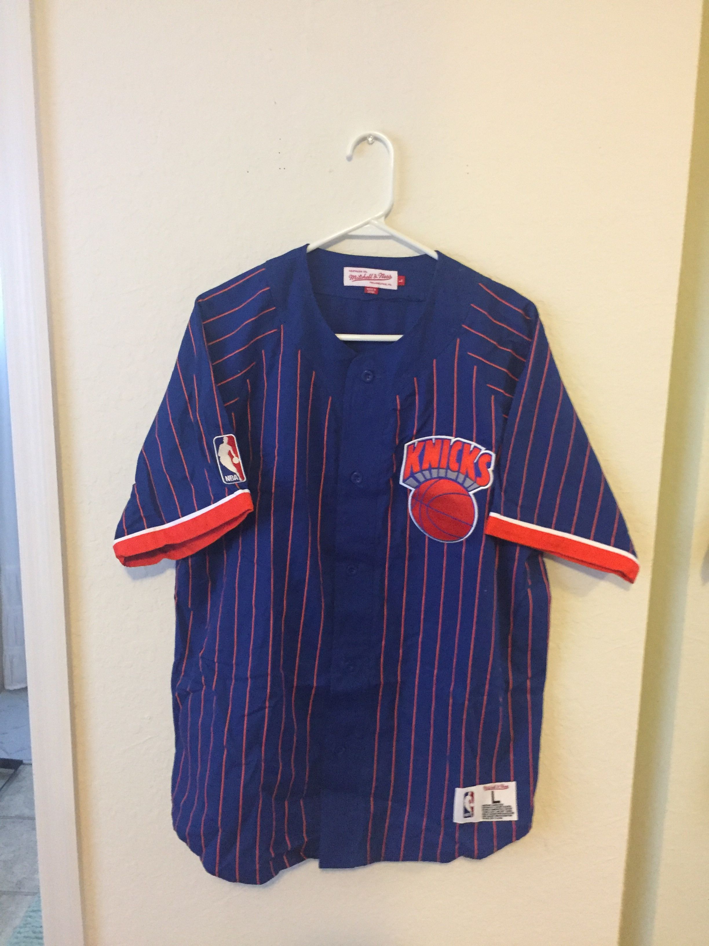 Ness Mitchell Ness Knicks Warmup Jersey T-Shirts, Hoodie, Sweatshirt | FlexRushtees.com