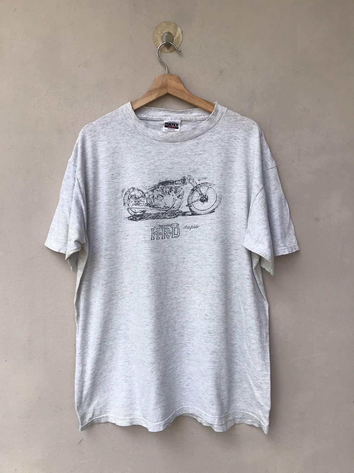 Vintage Vincent Motorcycles Hrd Distressed Tee Hoodie, Sweatshirt | FlexRushtees.com