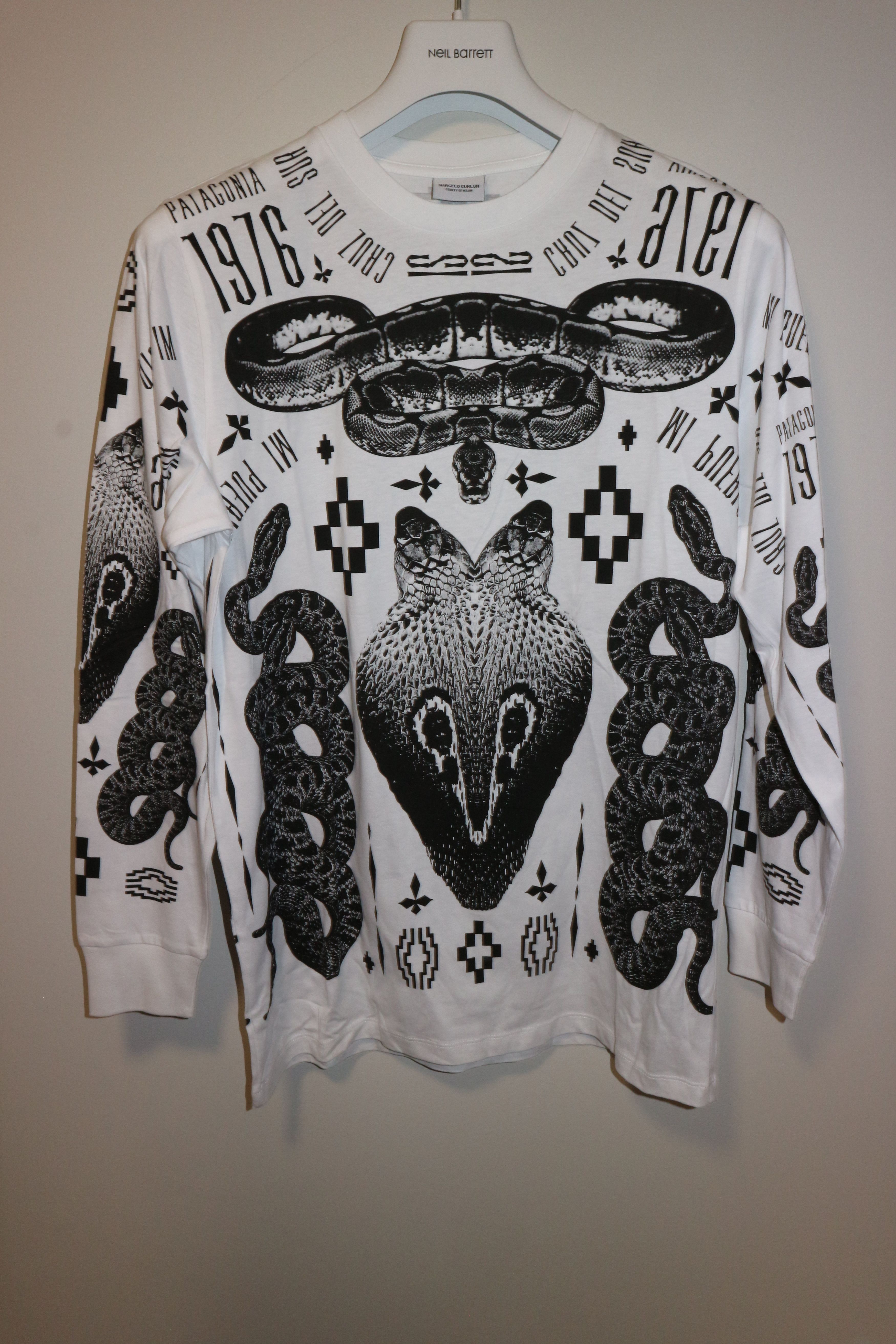 Marcelo Burlon Oversized Print Print T Shirt Hoodie, Sweatshirt | FlexRushtees.com