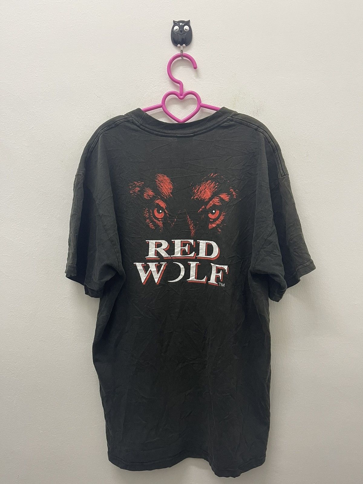 Rare Vintage Red Wolf Promo Thrashed Tee Hoodie, Sweatshirt | FlexRushtees.com