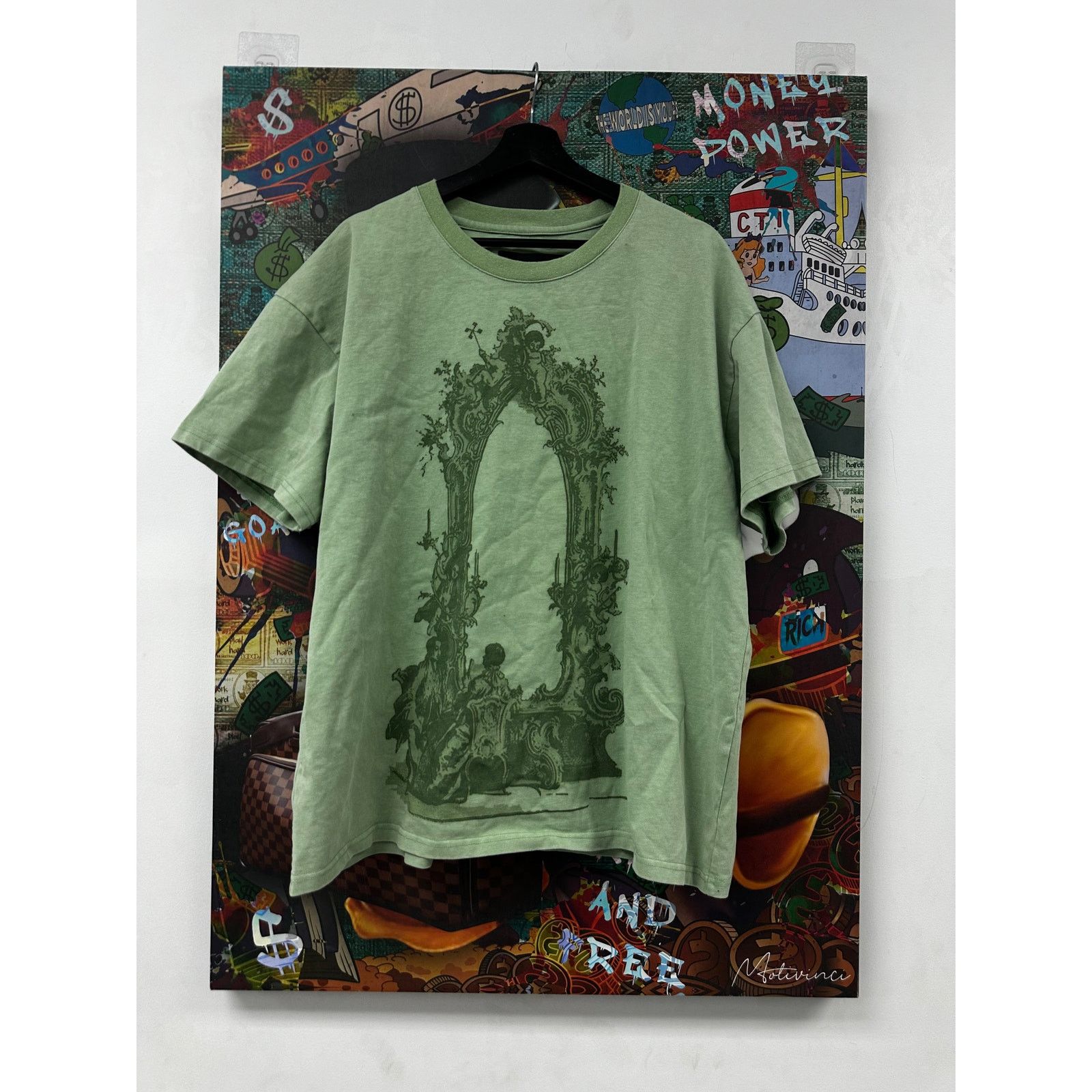 Who Decides War Wdw Green Arch Tee Used Xxl Hoodie, Sweatshirt | FlexRushtees.com