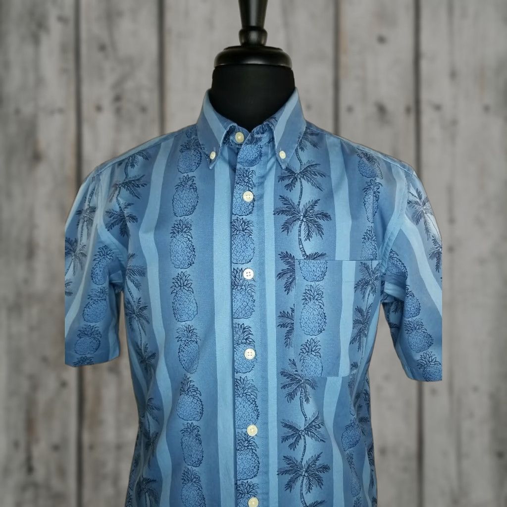 Vintage David Taylor Short Sleeve Shirt Men M Casual Vacation Hawaiian Pineapple Theme Island Aloha