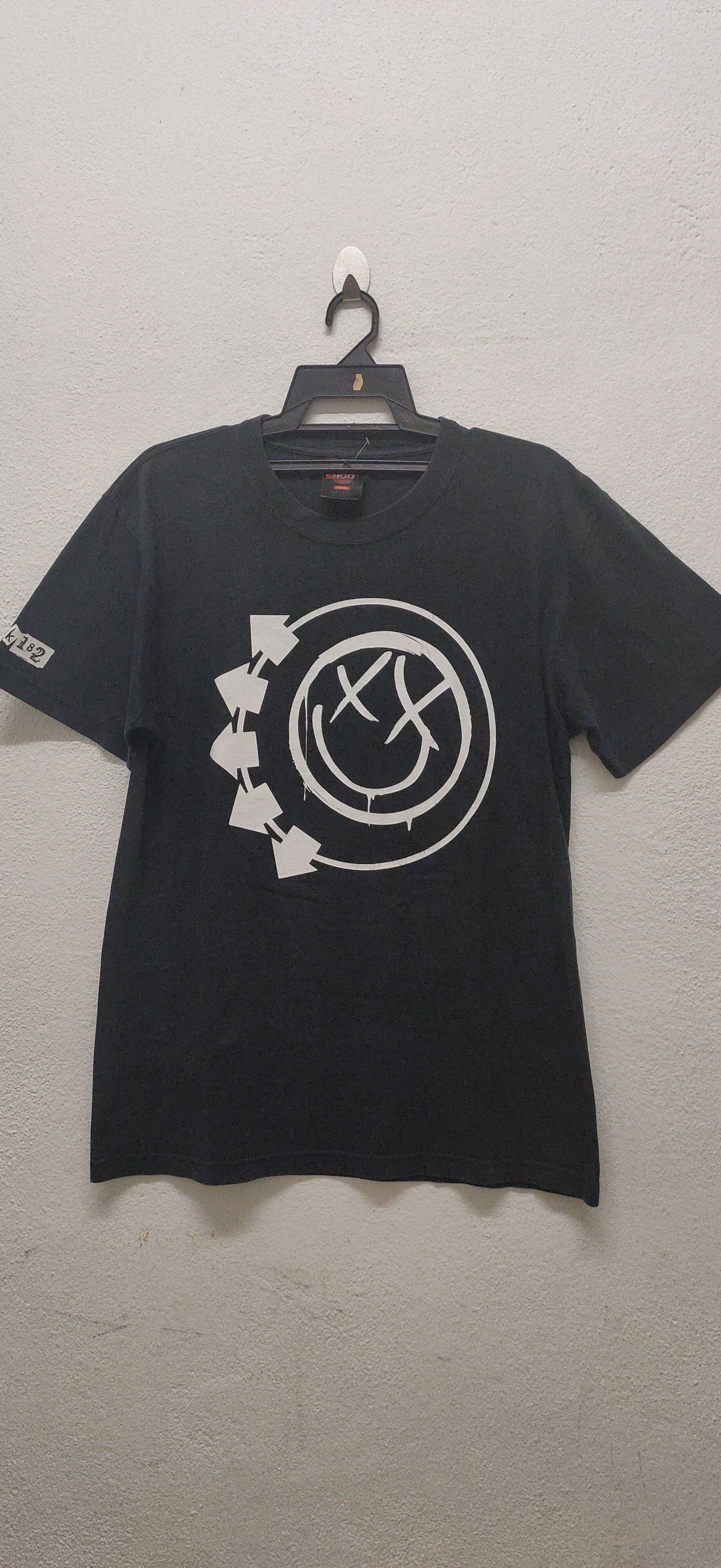 Band Tees Blink 182 Hoodie, Sweatshirt | FlexRushtees.com
