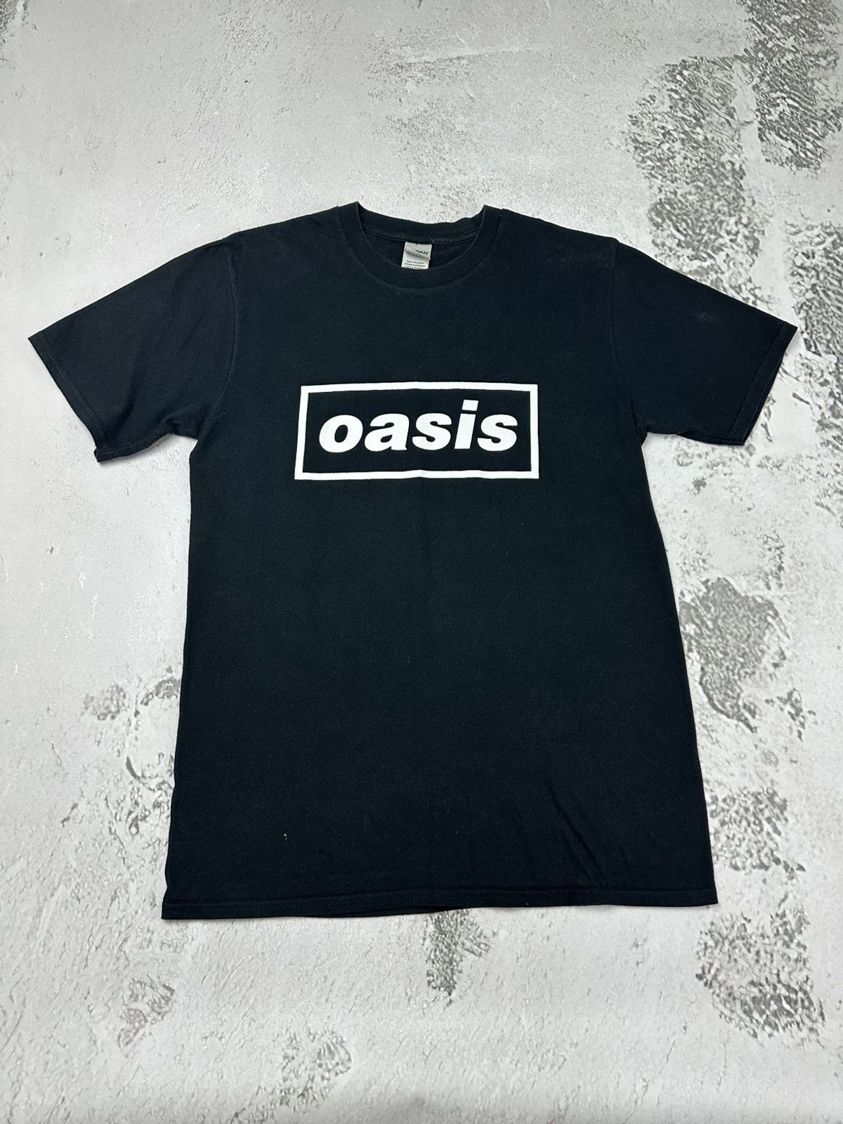 Band Tees Oasis Box Logo T Shirt Tee Rock Band Group Promo Hoodie, Sweatshirt | FlexRushtees.com