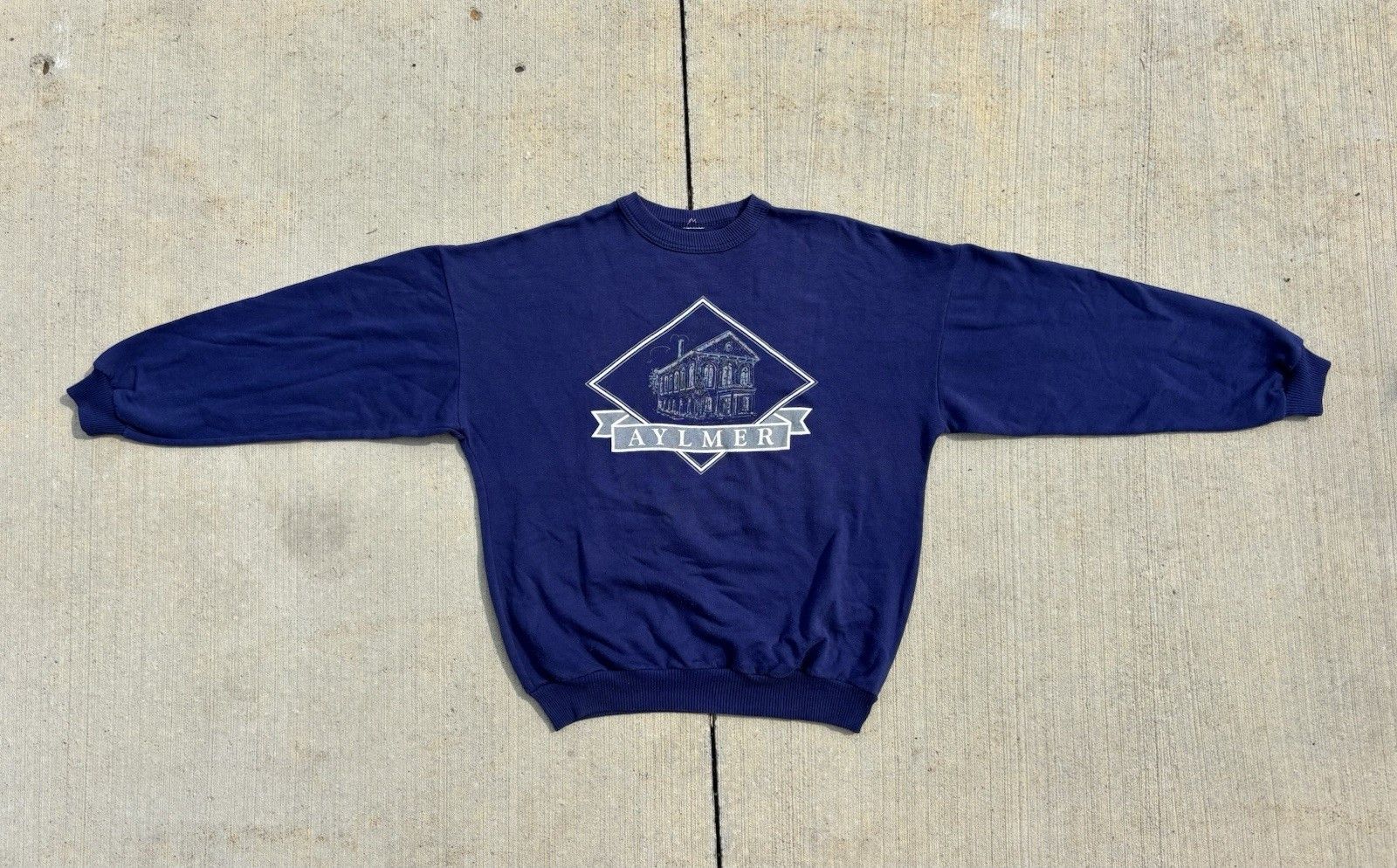 Hanes 80 S Graphic Crewneck Sweater T-Shirts, Hoodie, Sweatshirt | FlexRushtees.com