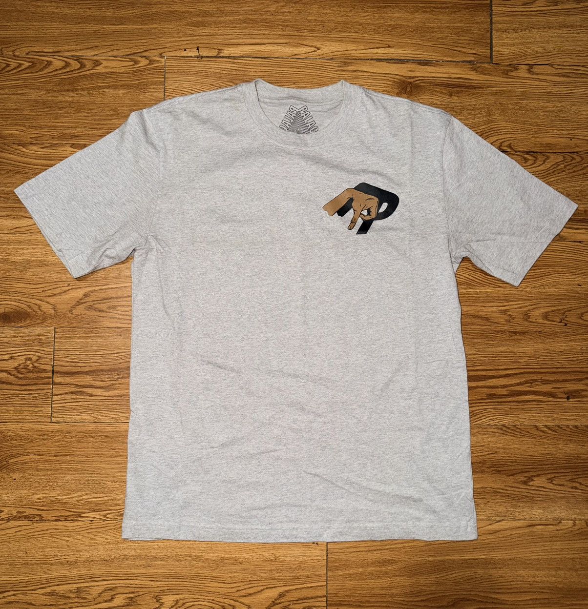 Palace Hands Tee Size Medium Hoodie, Sweatshirt | FlexRushtees.com