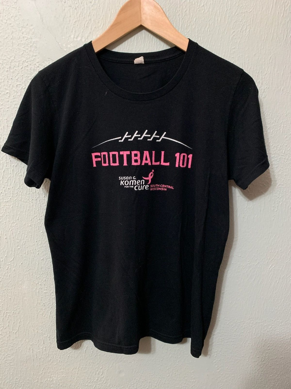 Vintage Komen For The Cure Wisconsin T-Shirts, Hoodie, Sweatshirt | FlexRushtees.com