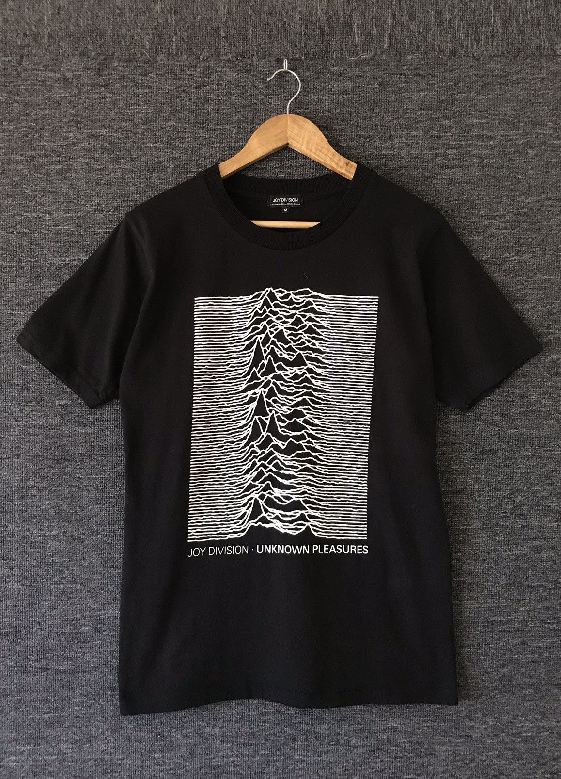 Band Tees Vintage Joy Division Unknown Pleasures T Shirts Hoodie, Sweatshirt | FlexRushtees.com