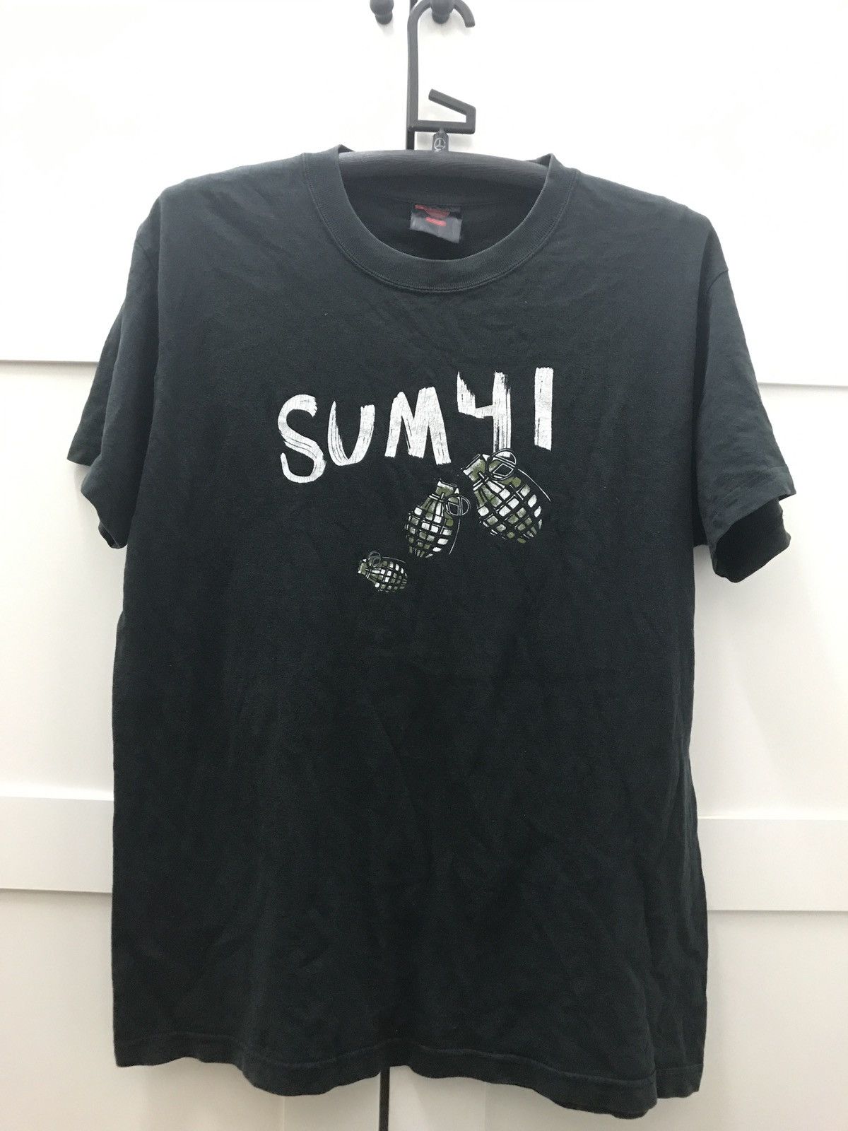 Vintage 05 Sum 41 Tshirt Hoodie, Sweatshirt | FlexRushtees.com