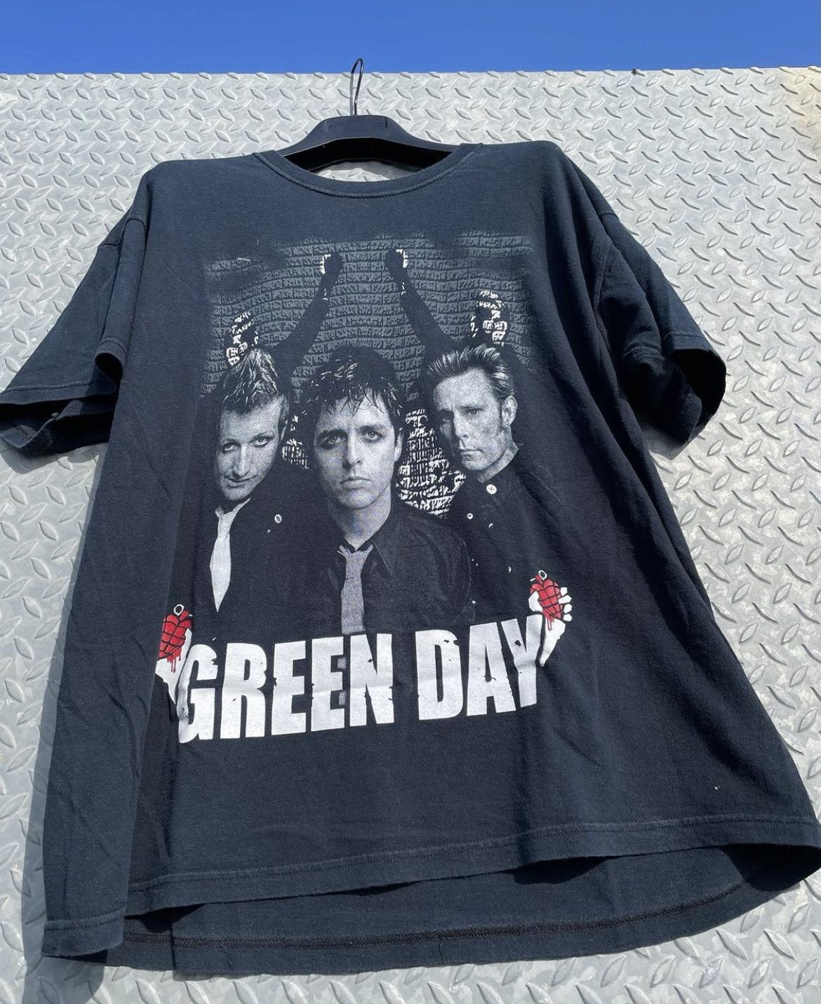 Vintage Green Day American Idiot Early 00 T-Shirts, Hoodie, Sweatshirt | FlexRushtees.com