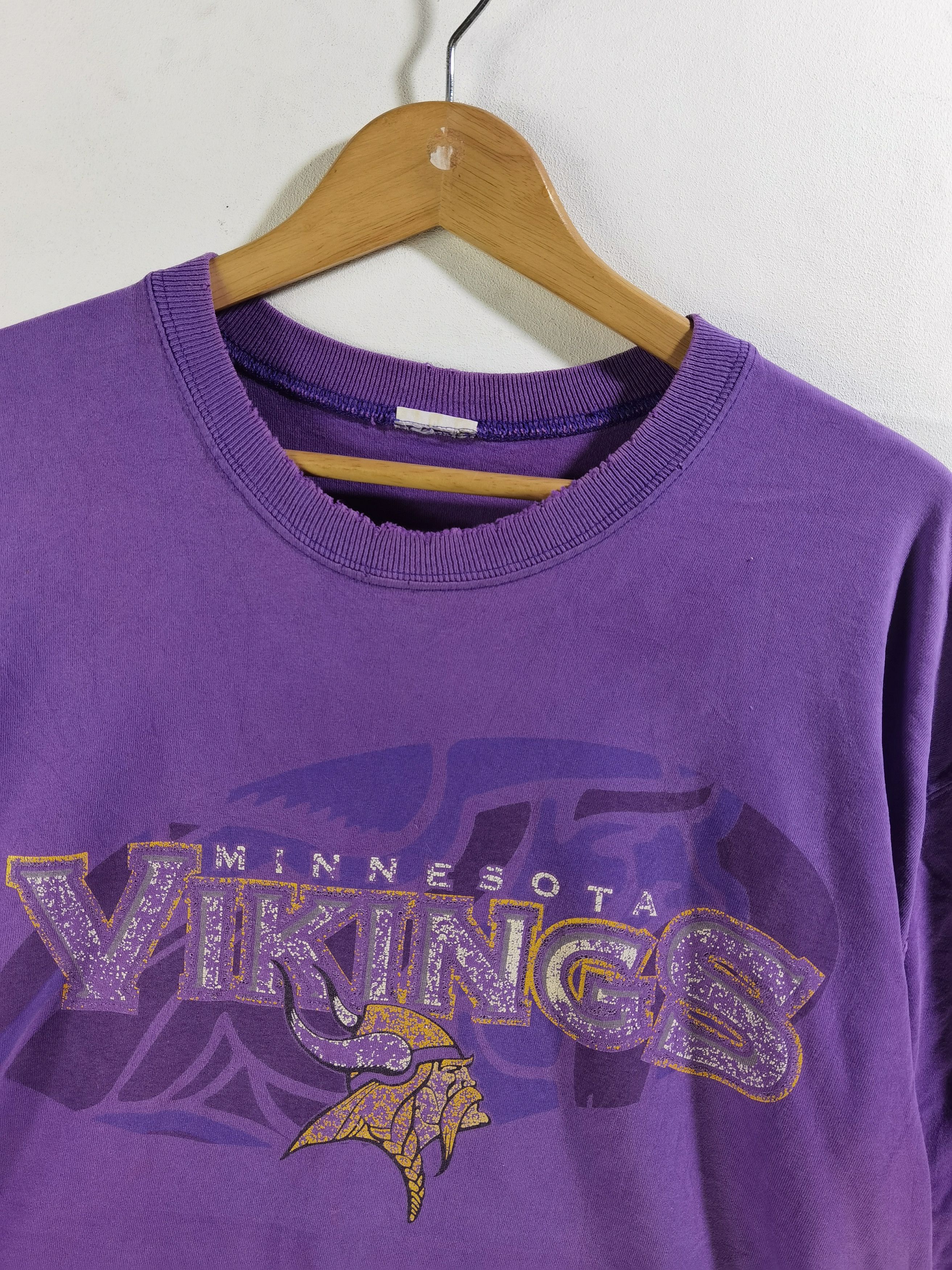 Starter T4 Vintage Minnesota Vikings Starter T Shirt