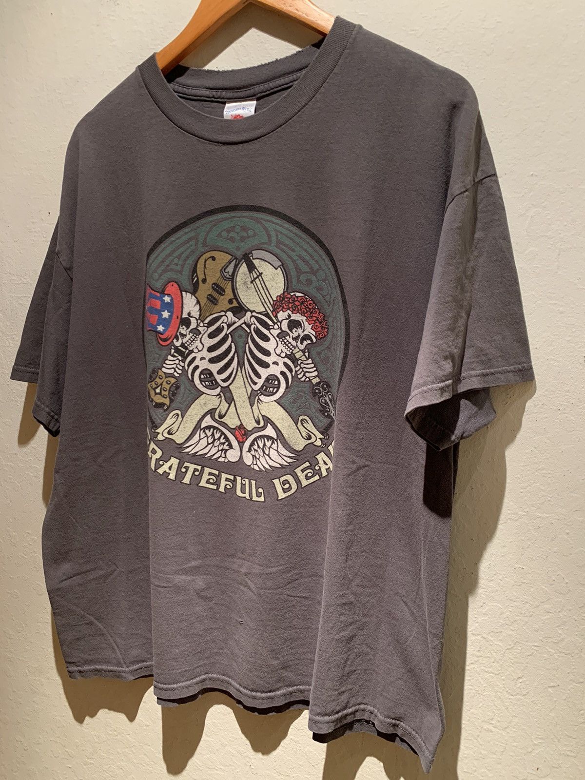 Grateful Dead X Vintage Rare Vintage 2000 Grateful Dead Skeleton Guitar Band Shirt Hoodie, Sweatshirt | FlexRushtees.com