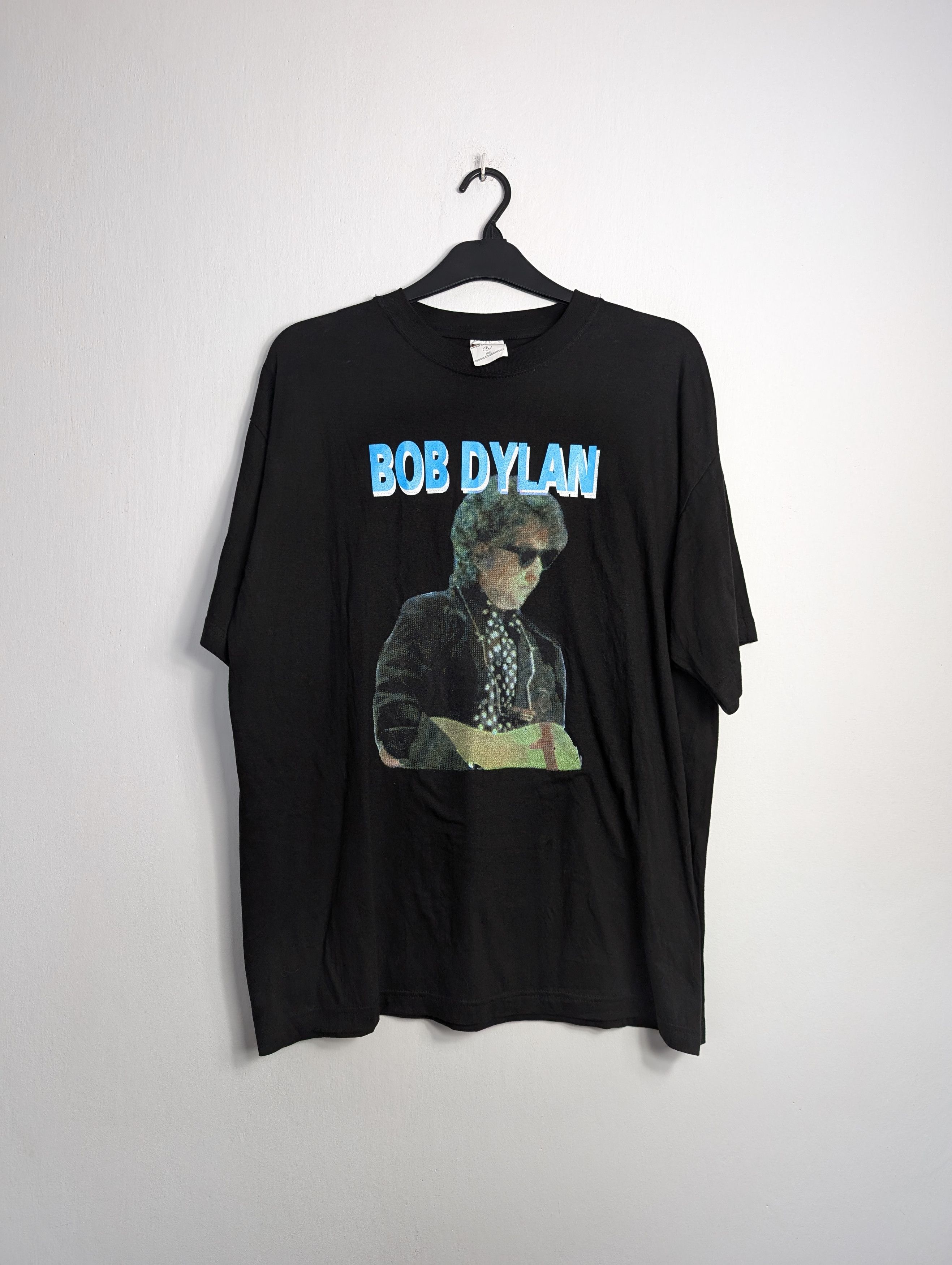 Band Tees Bob Dylan 2001 European Tour Tee Rare Vintage Hoodie, Sweatshirt | FlexRushtees.com