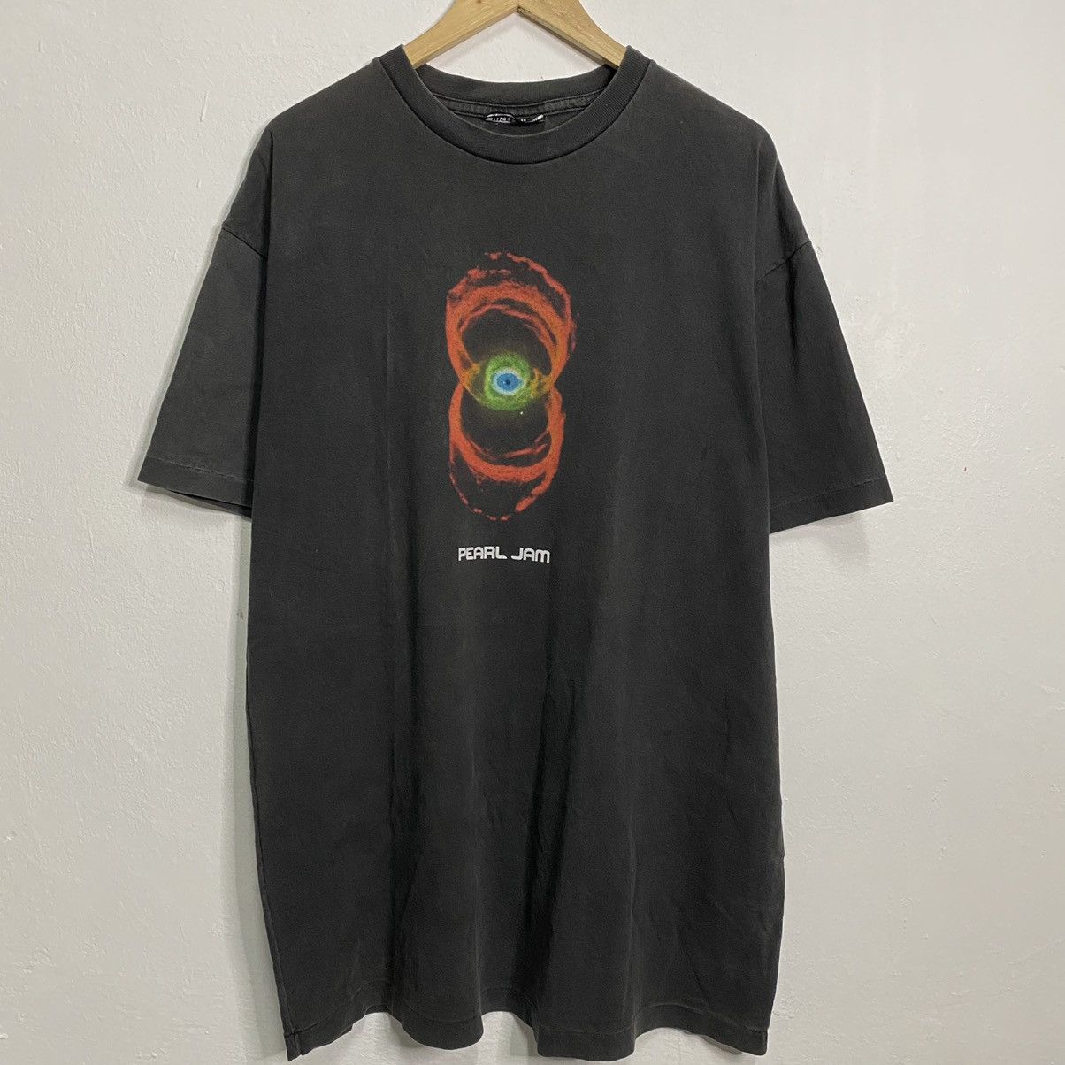 Vintage Pearl Jam T T-Shirts, Hoodie, Sweatshirt | FlexRushtees.com
